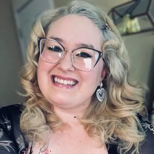 Meet your Posher, Krystal